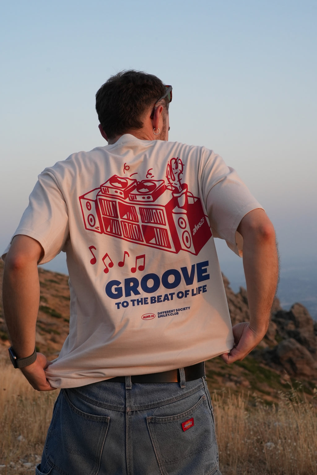 Off white t-shirt  Groove to the beat