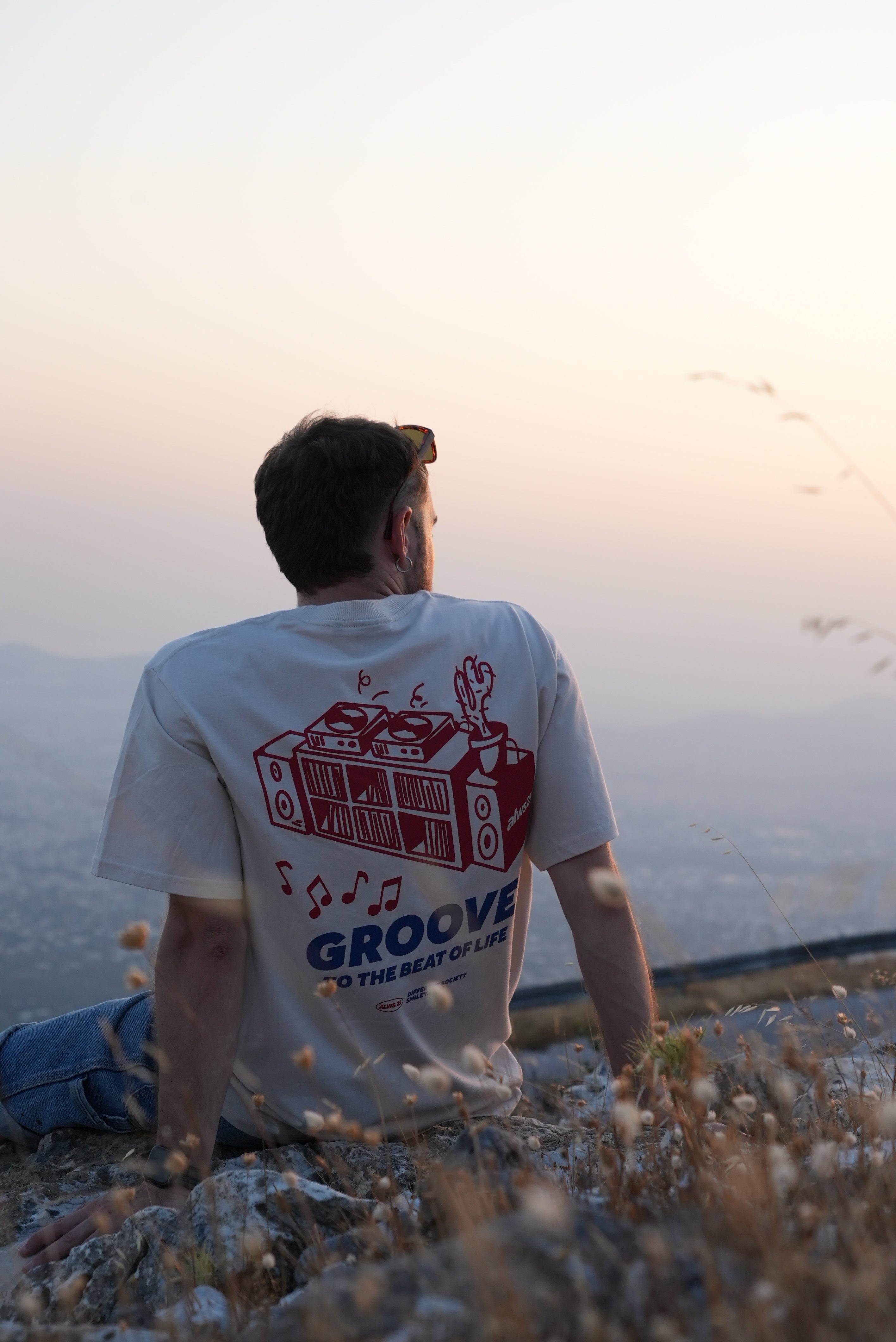 Off white t-shirt  Groove to the beat